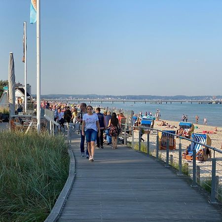 Moderne 3-Zi-Wohnung Mit Meerblick Direkt Am Strand Scharbeutz Ngoại thất bức ảnh